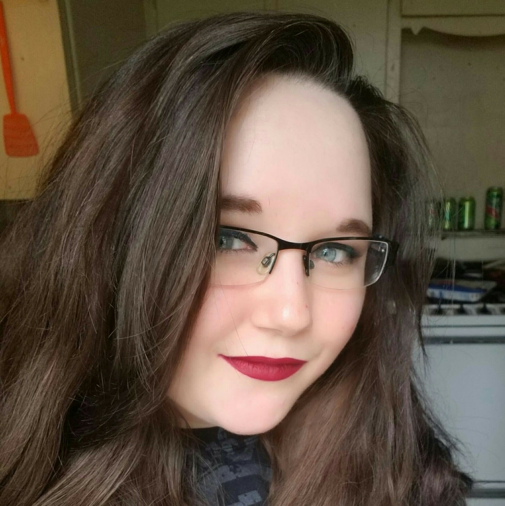 Meet your Posher, Lizziy